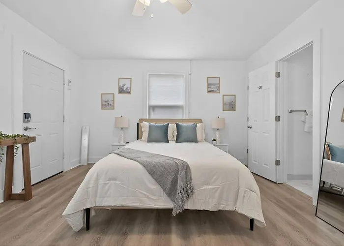Unit 4 Charming Private Country house *