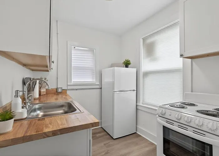 Country house Unit 4 Charming Private Pensacola